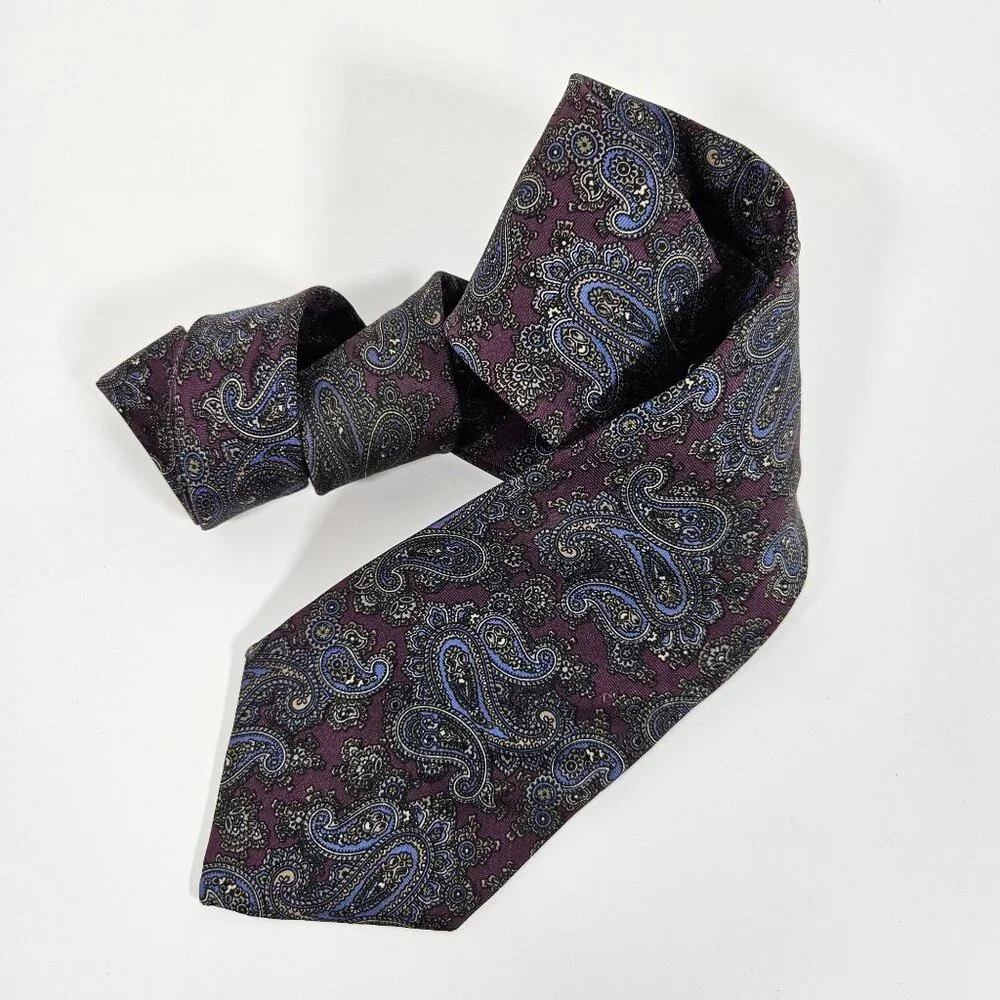 Neil Martin Paisley Mens Tie Italian Silk Made in USA Necktie Dark Purple‎ Blue